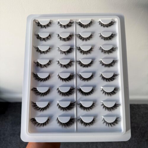 Pink Wynk 16 in 1 Lashes (PANACHE)