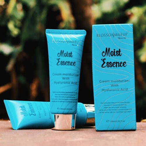 Blossom Makeup Moist Essence Moisturizer 60ml