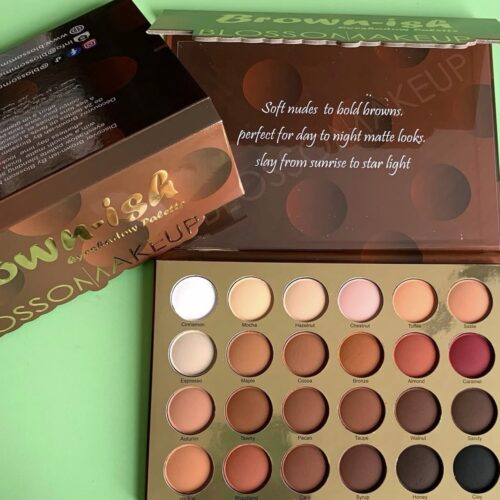 Blossom brownish eyeshadow palette